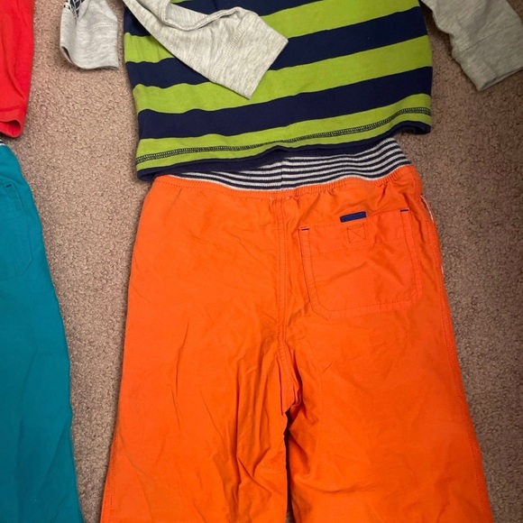 J. Khaki boys 4t 2 outfits pants shirts trucks
2 outfits size 4t - Picture 8 of 8